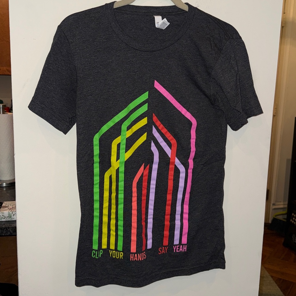 Clap Your Hands Say Yeah Tour 2025  grey and multicolor band tee shirt size S